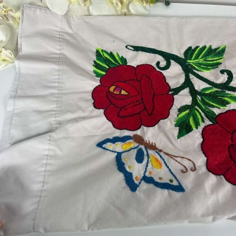 Hand Sewn Pillow Cover size 16x26in - Picture 2 of 9